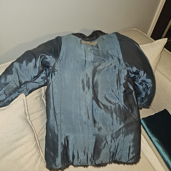 Natural Fur Coat by Neiman Marcus. Vintage Blue/Green Fendi. Size small. - Picture 9 of 14